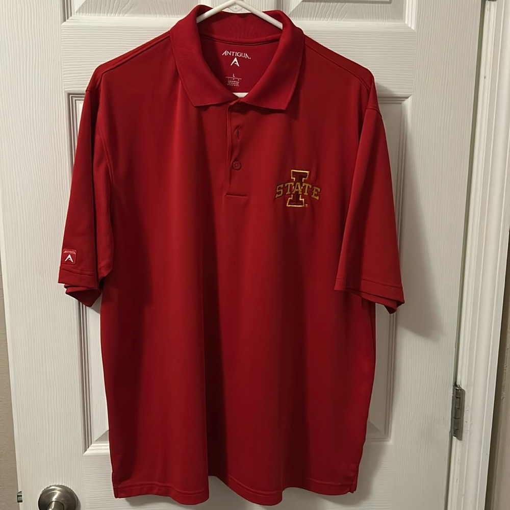 Iowa Sate Men’s polo red size large NCAA basketball NCAA football Big XII